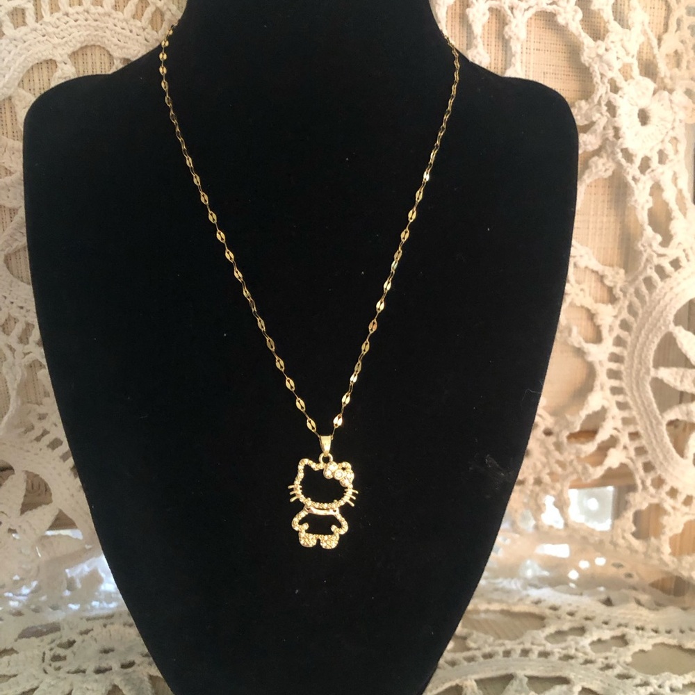 Gold Hello Kitty Pendant Necklace